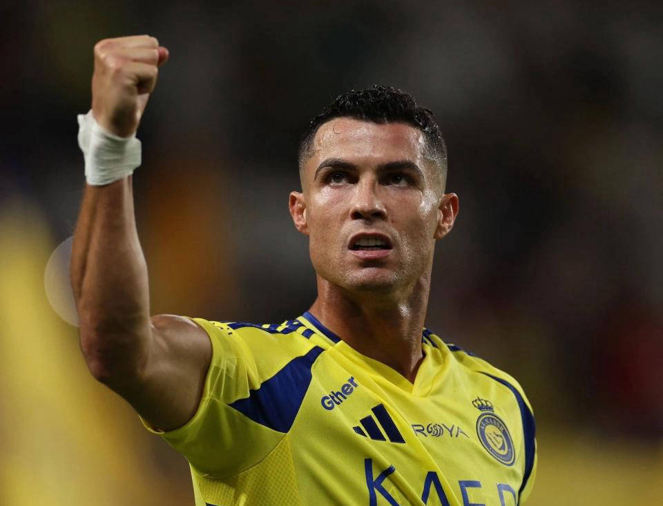 爱游戏-包含C罗连续二十场比赛得分超过爆冷，塞尔维亚队挑战极限！的词条